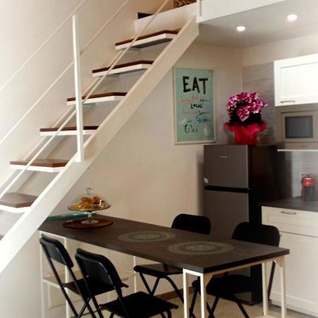 Akihome Portanova Naples Luaran gambar