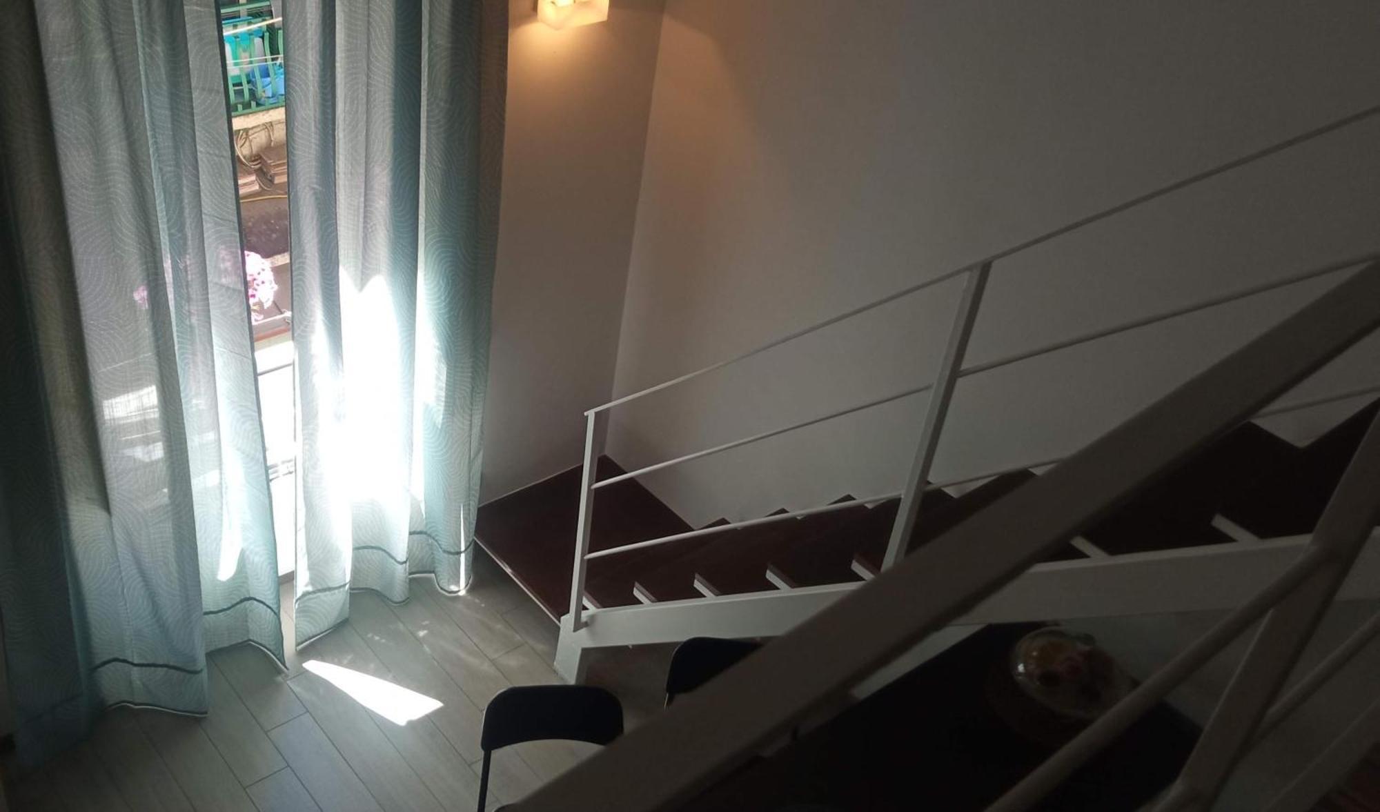Akihome Portanova Naples Luaran gambar