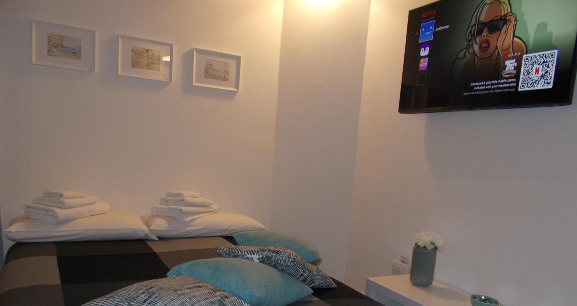 Akihome Portanova Naples Luaran gambar